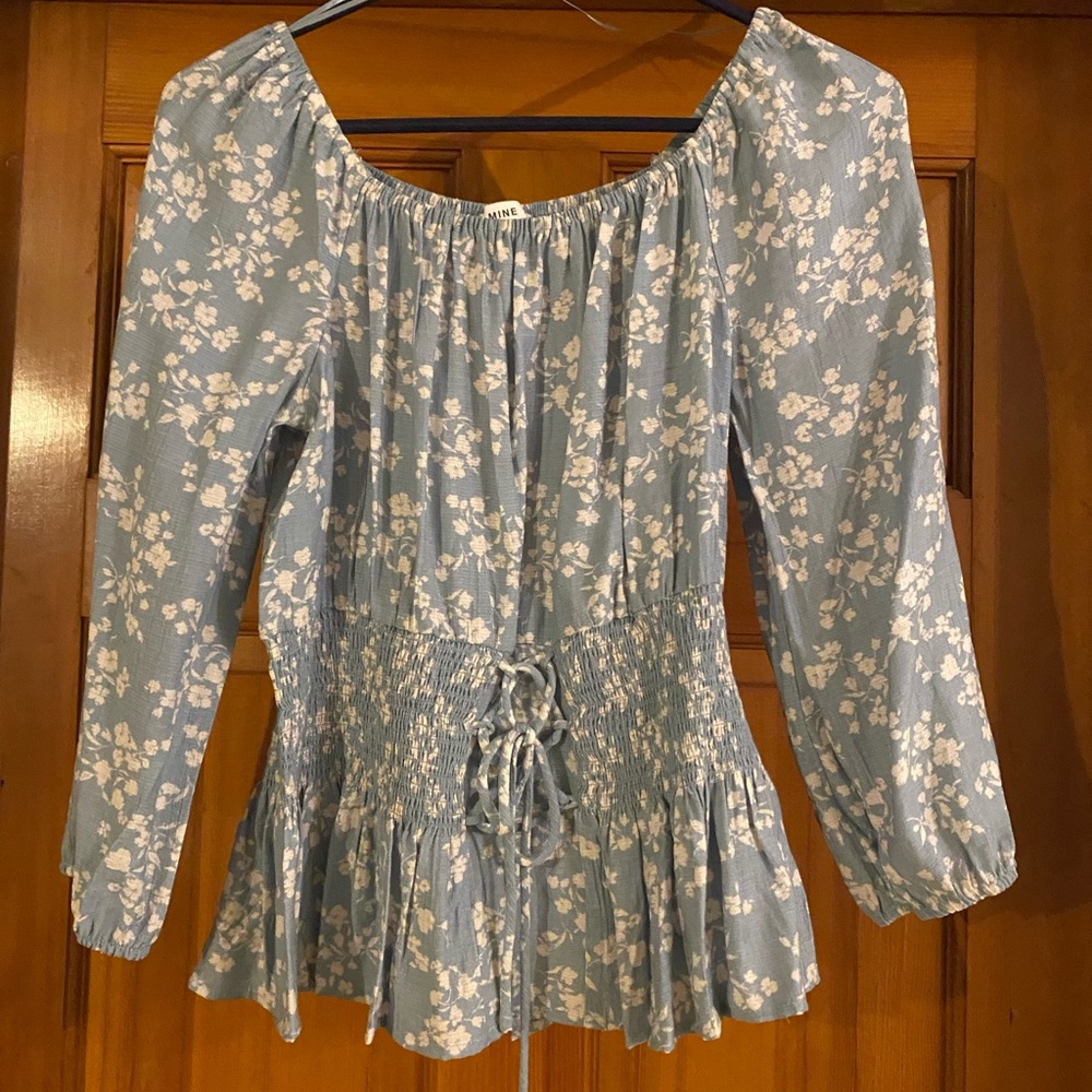 Women’s shirt
